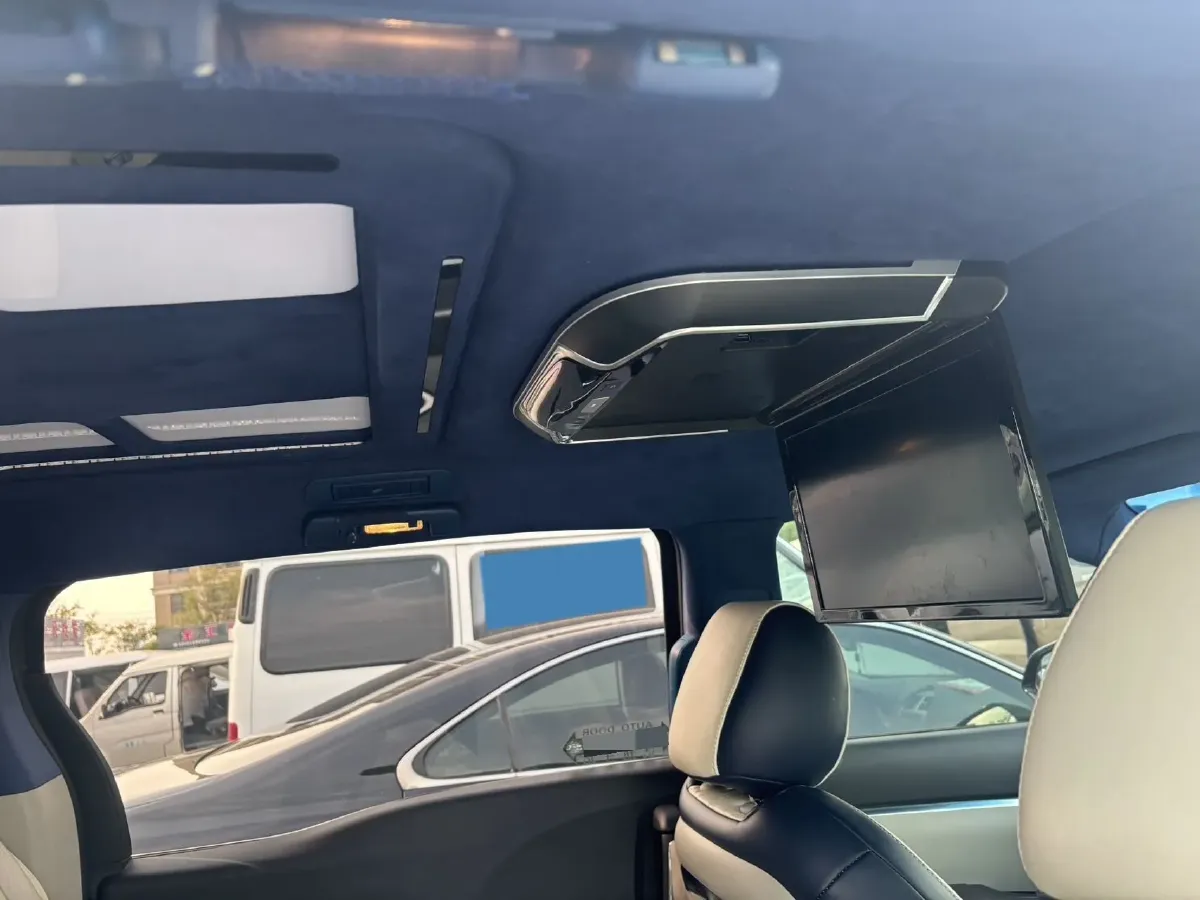 2021 Buick GL8 2.0T 237HP L4 9AT,autocango,china used car exporter,china ev exporter,chinese used car exporter,chinese used ev exporter