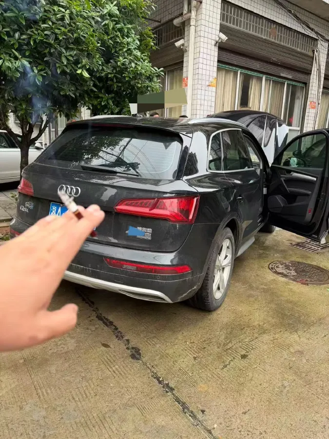 2020 Audi Q5L 2.0T 190HP L4 7DCT,autocango,china used car exporter,china ev exporter,chinese used car exporter,chinese used ev exporter