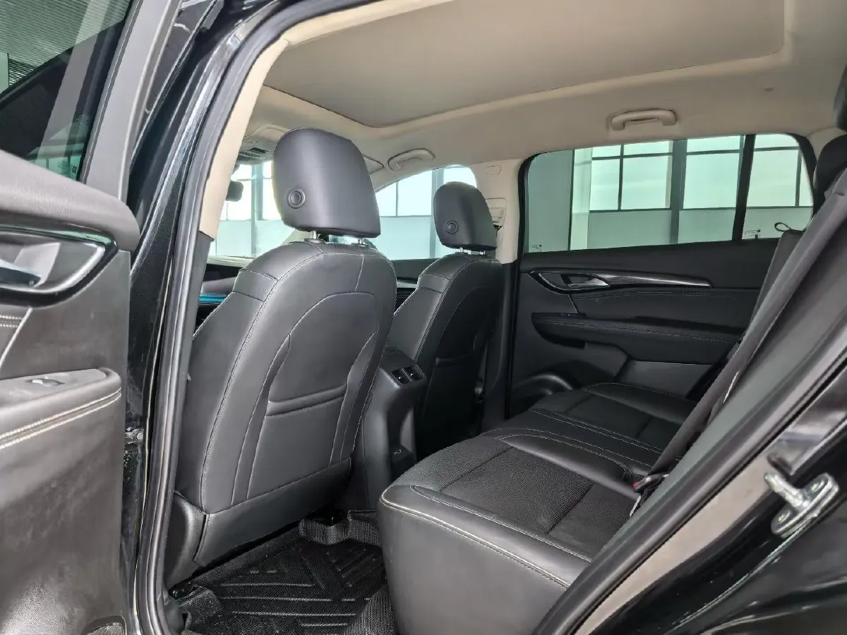 2022 Buick EnvisionPlus 2.0T 237HP L4 9AT,autocango,china used car exporter,china ev exporter,chinese used car exporter,chinese used ev exporter