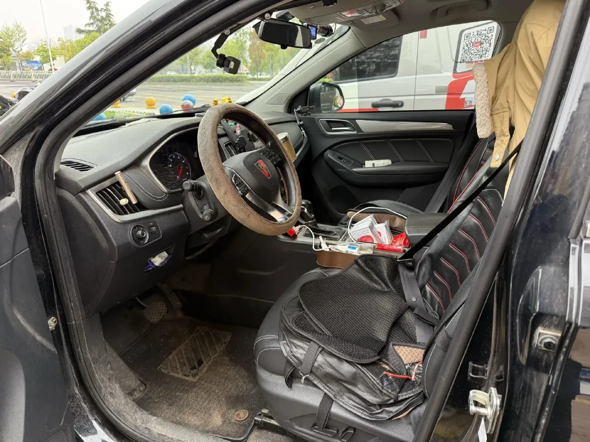 2019 Roewe i6 1.5T 169HP L4 7DCT,autocango,china used car exporter,china ev exporter,chinese used car exporter,chinese used ev exporter