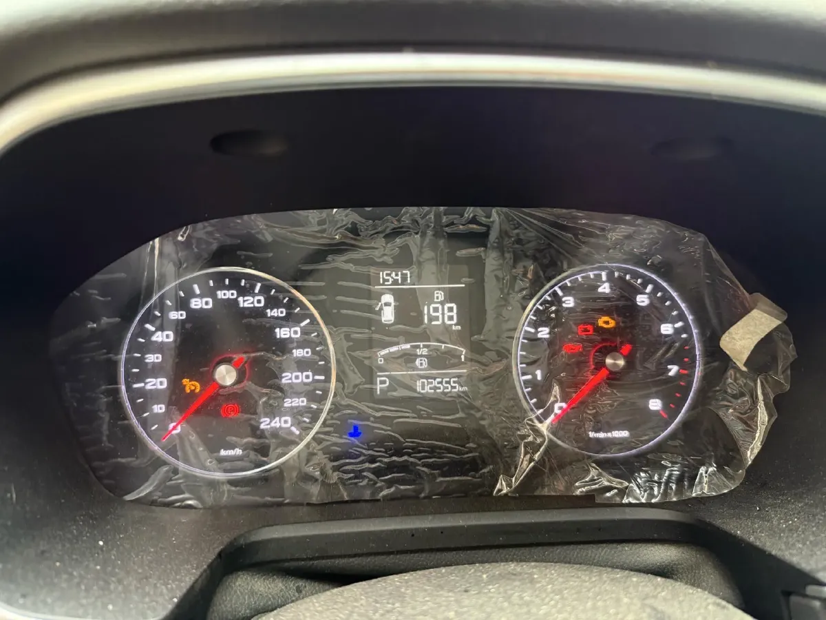 2019 Roewe i6 1.5T 169HP L4 7DCT,autocango,china used car exporter,china ev exporter,chinese used car exporter,chinese used ev exporter