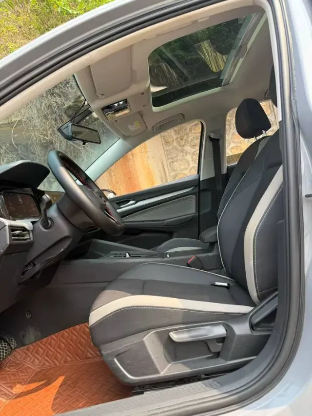 2021 Volkswagen Golf 1.4T 150HP L4 7DCT,autocango,china used car exporter,china ev exporter,chinese used car exporter,chinese used ev exporter