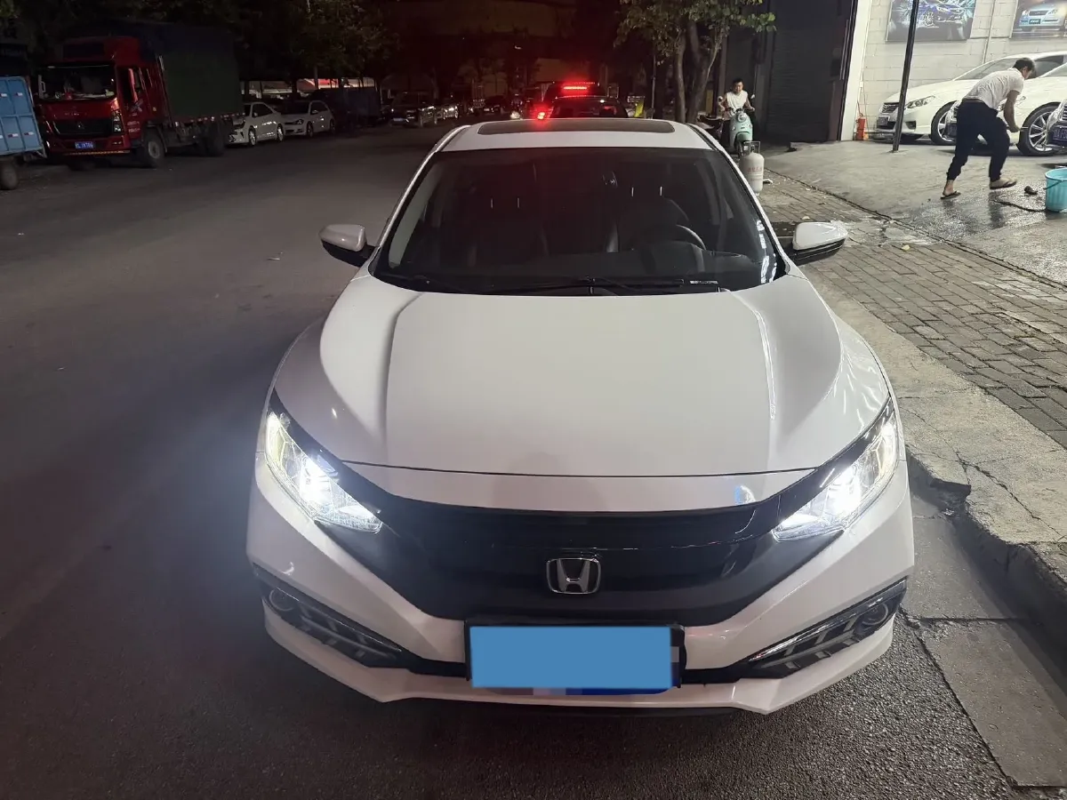 2019 Honda Civic 1.5T 177HP L4 CVT,autocango,china used car exporter,china ev exporter,chinese used car exporter,chinese used ev exporter