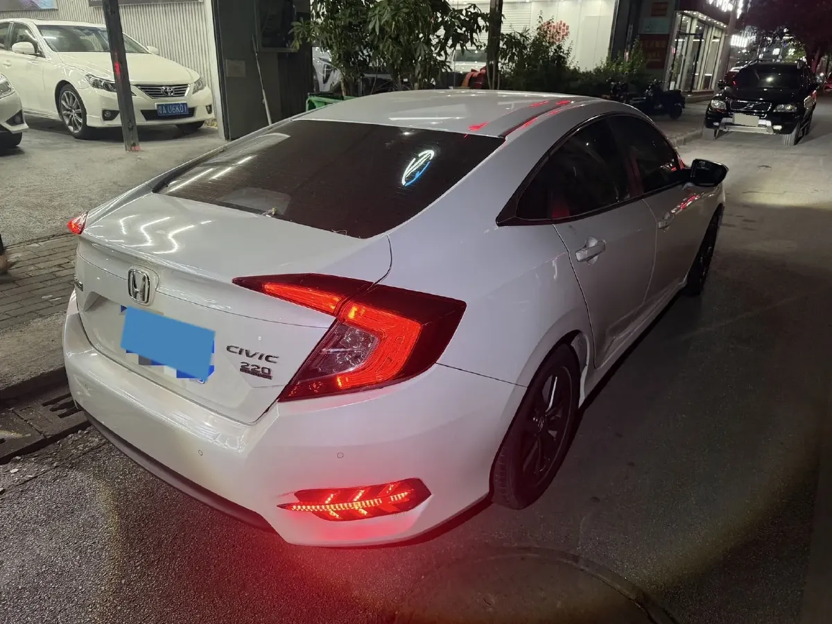 2019 Honda Civic 1.5T 177HP L4 CVT,autocango,china used car exporter,china ev exporter,chinese used car exporter,chinese used ev exporter