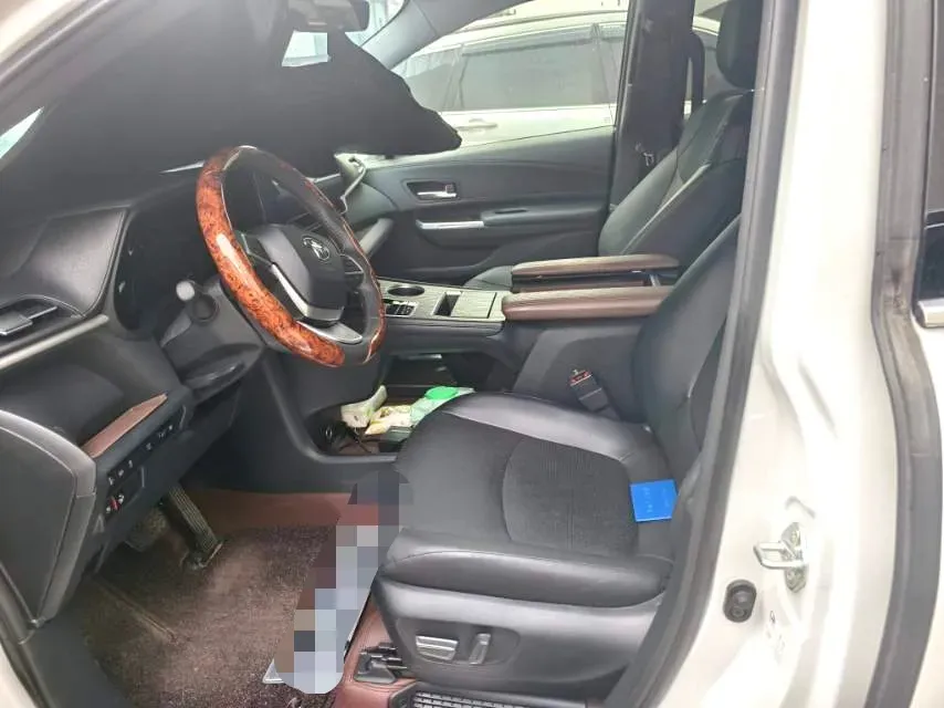 2024 Toyota Granvia 2.5L 189HP L4 E-CVT Hybrid,autocango,china used car exporter,china ev exporter,chinese used car exporter,chinese used ev exporter