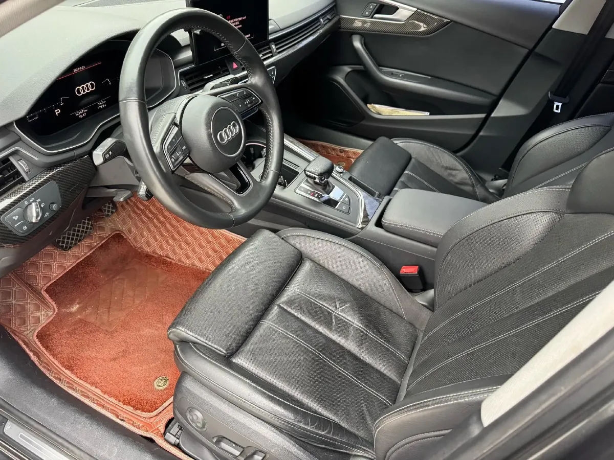 2020 Audi A4L 2.0T 190HP L4 7DCT,autocango,china used car exporter,china ev exporter,chinese used car exporter,chinese used ev exporter