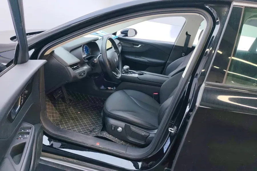 2021 HongQi E-QM5 BEV 54KWH,autocango,china used car exporter,china ev exporter,chinese used car exporter,chinese used ev exporter