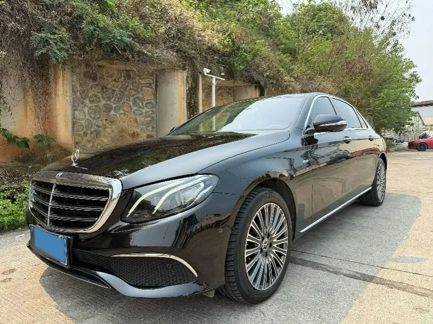 2020 Mercedes-Benz E Class 2.0T 258HP L4 9AT,autocango,china used car exporter,china ev exporter,chinese used car exporter,chinese used ev exporter