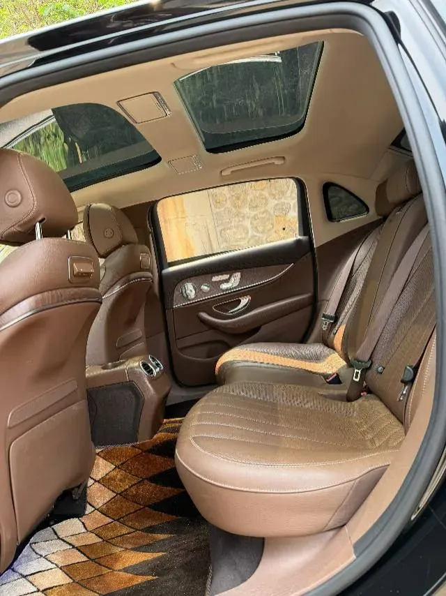 2020 Mercedes-Benz E Class 2.0T 258HP L4 9AT,autocango,china used car exporter,china ev exporter,chinese used car exporter,chinese used ev exporter