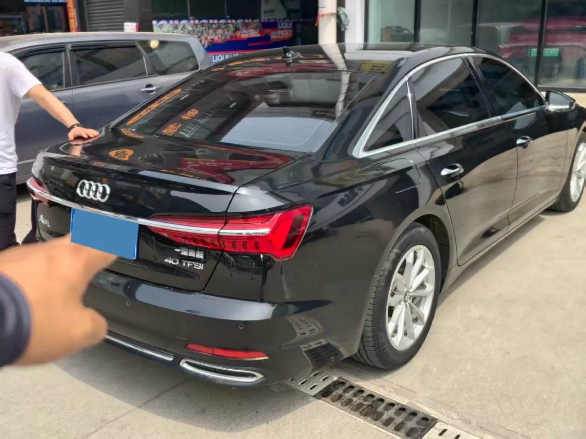 2021 Audi A6L 2.0T 190HP L4 7DCT,autocango,china used car exporter,china ev exporter,chinese used car exporter,chinese used ev exporter