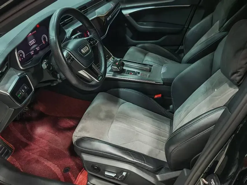 2023 Audi A6L 2.0T 190HP L4 7DCT,autocango,china used car exporter,china ev exporter,chinese used car exporter,chinese used ev exporter