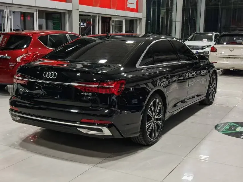 2023 Audi A6L 2.0T 190HP L4 7DCT,autocango,china used car exporter,china ev exporter,chinese used car exporter,chinese used ev exporter