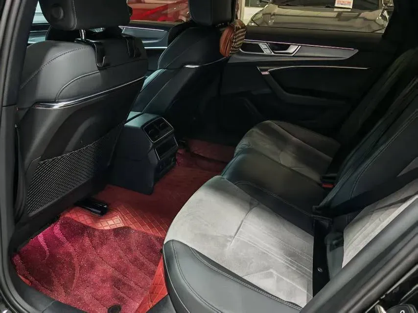 2023 Audi A6L 2.0T 190HP L4 7DCT,autocango,china used car exporter,china ev exporter,chinese used car exporter,chinese used ev exporter