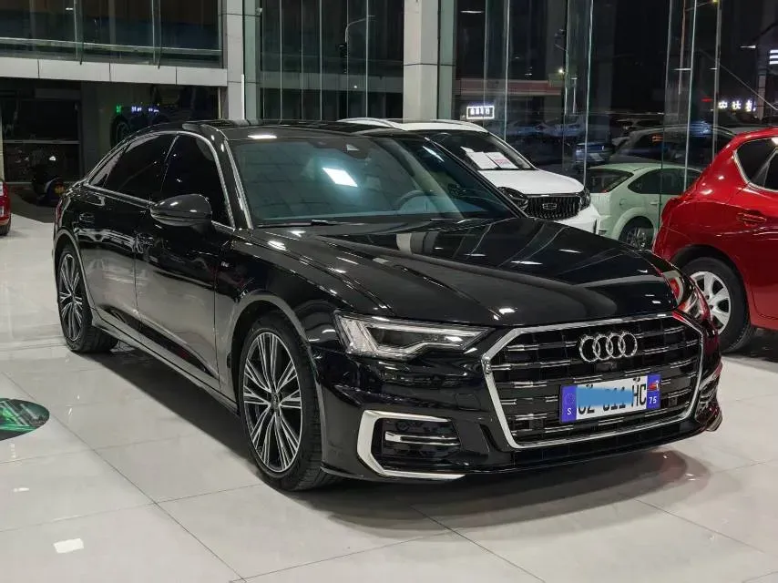 2023 Audi A6L 2.0T 190HP L4 7DCT,autocango,china used car exporter,china ev exporter,chinese used car exporter,chinese used ev exporter