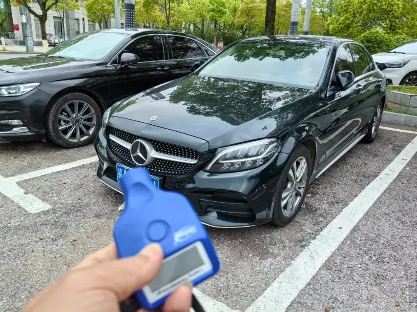 2020 Mercedes-Benz C Class 1.5T 156HP L4 9AT,autocango,china used car exporter,china ev exporter,chinese used car exporter,chinese used ev exporter