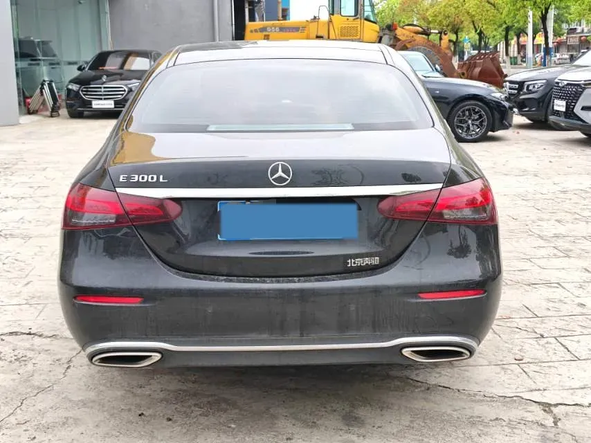 2022 Mercedes-Benz E Class 2.0T 258HP L4 9AT,autocango,china used car exporter,china ev exporter,chinese used car exporter,chinese used ev exporter