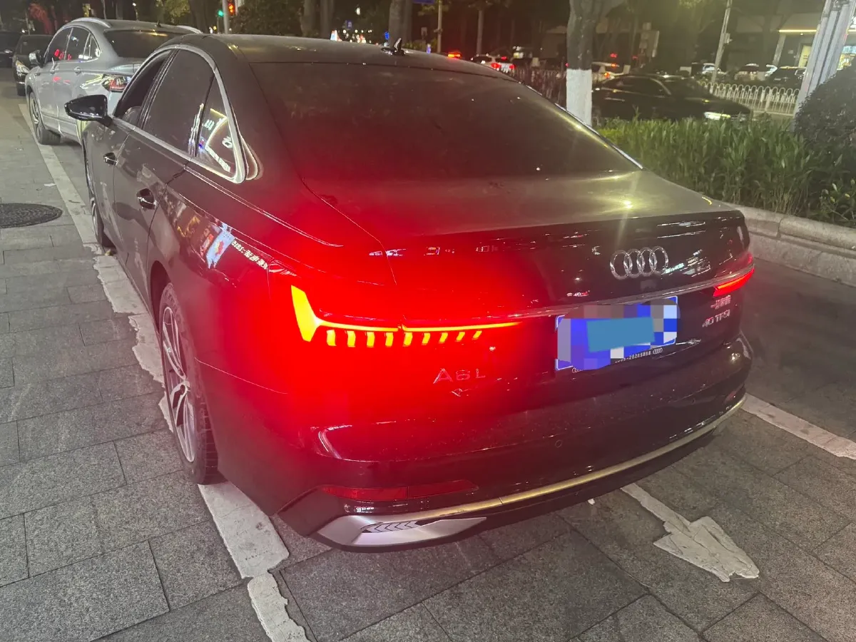 2023 Audi A6L 2.0T 190HP L4 7DCT,autocango,china used car exporter,china ev exporter,chinese used car exporter,chinese used ev exporter