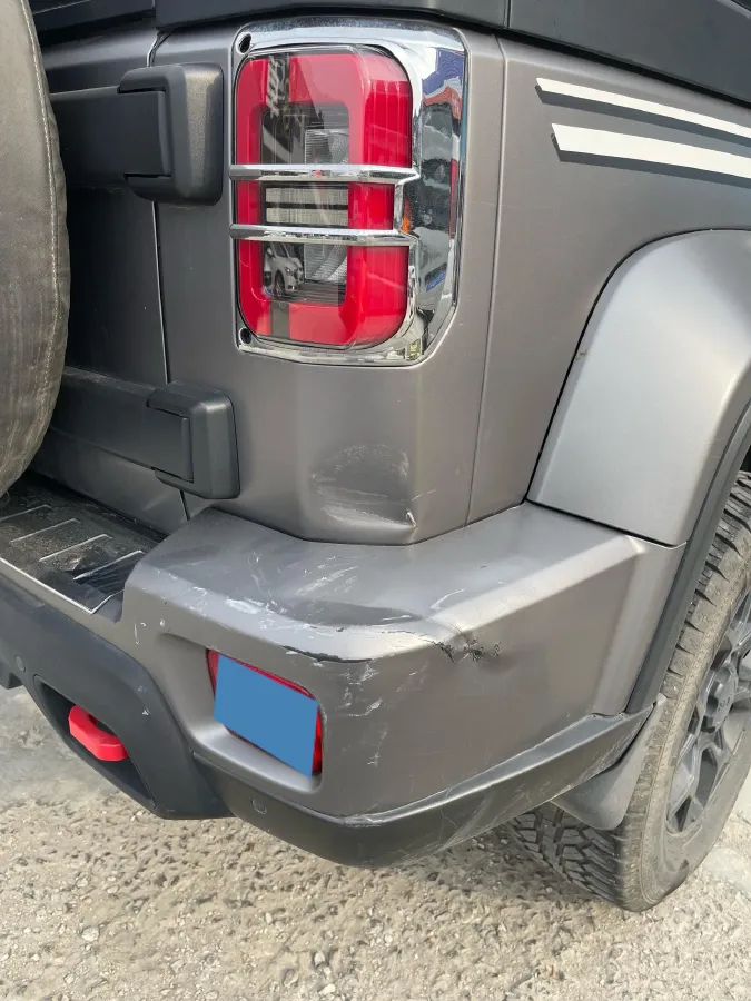 2022 Beijing BJ40 2.0T 224HP L4 8AT,autocango,china used car exporter,china ev exporter,chinese used car exporter,chinese used ev exporter