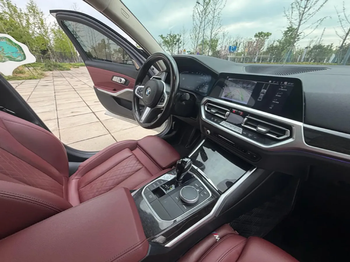 2022 BMW 3 Series 2.0T 184HP L4 8AT,autocango,china used car exporter,china ev exporter,chinese used car exporter,chinese used ev exporter