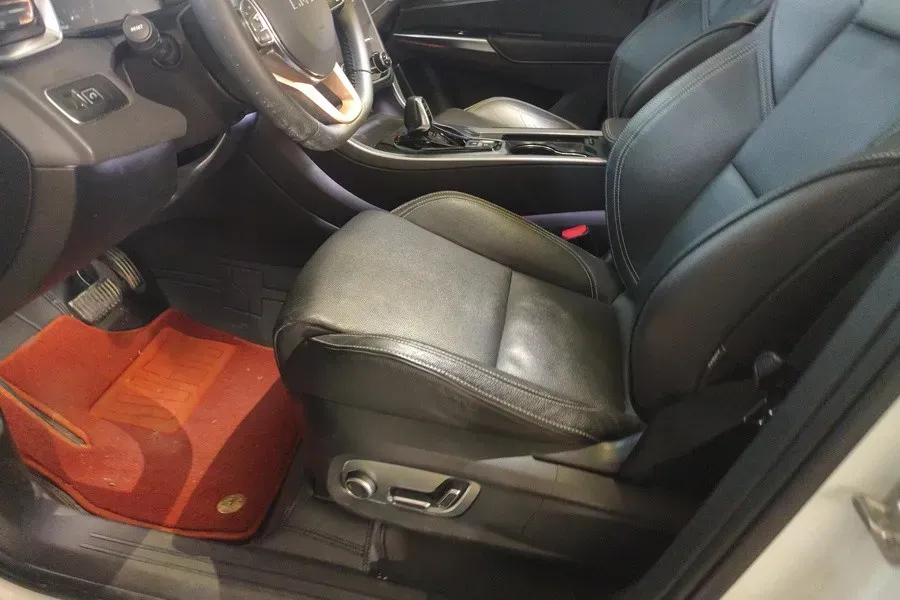 2019 LYNK&CO 01 2.0T 190HP L4 6AT,autocango,china used car exporter,china ev exporter,chinese used car exporter,chinese used ev exporter