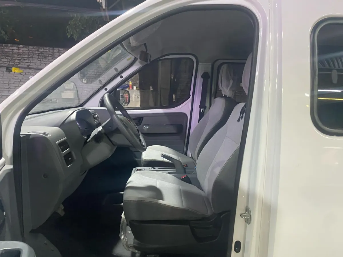 2025 WuLing YangGuang,autocango,china used car exporter,china ev exporter,chinese used car exporter,chinese used ev exporter