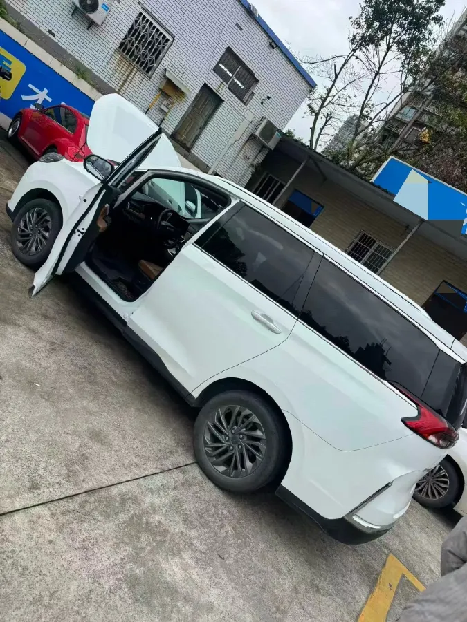 2021 MAXUS G50 1.5T 169HP L4 7DCT,autocango,china used car exporter,china ev exporter,chinese used car exporter,chinese used ev exporter