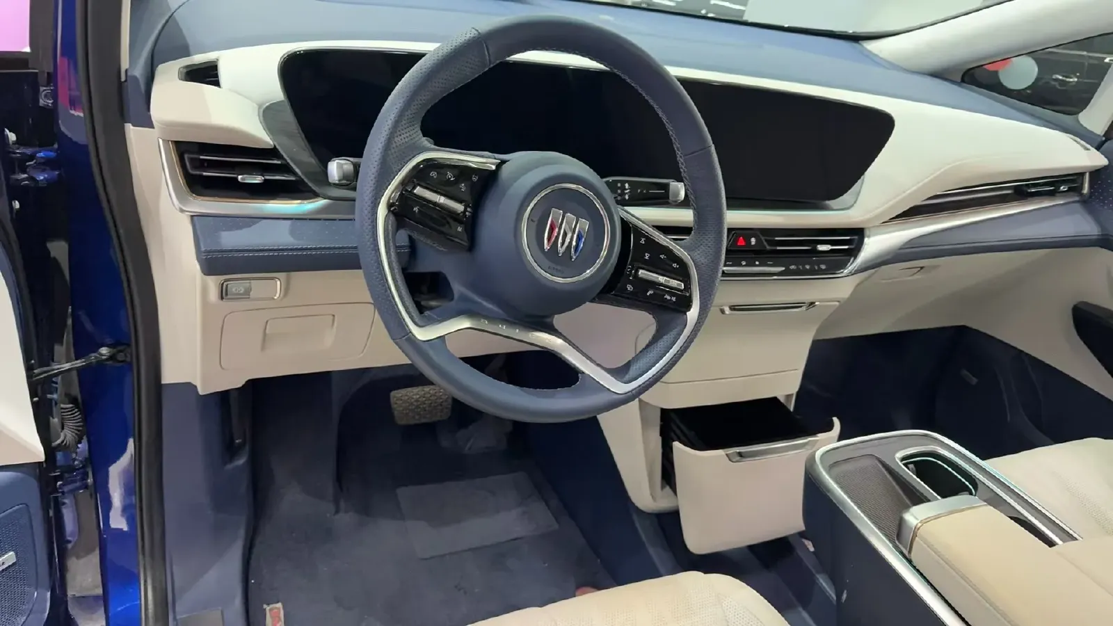 2023 Buick Century 2.0T 237HP L4 9AT,autocango,china used car exporter,china ev exporter,chinese used car exporter,chinese used ev exporter