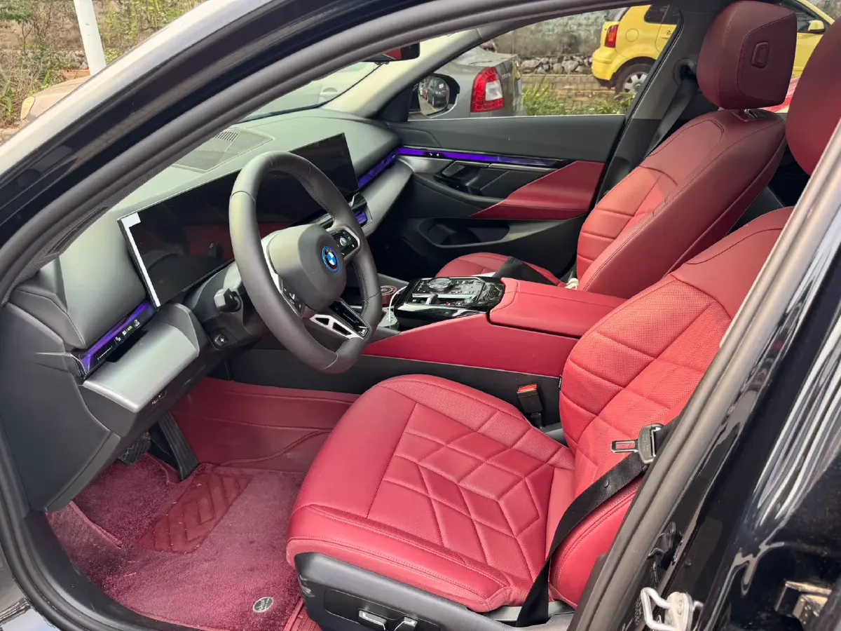 2025 BMW i5 BEV 81.6KWH,autocango,china used car exporter,china ev exporter,chinese used car exporter,chinese used ev exporter