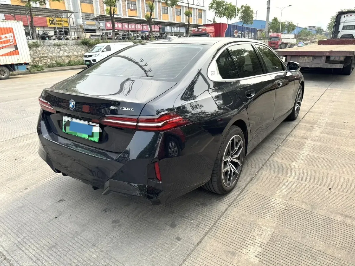 2025 BMW i5 BEV 81.6KWH,autocango,china used car exporter,china ev exporter,chinese used car exporter,chinese used ev exporter