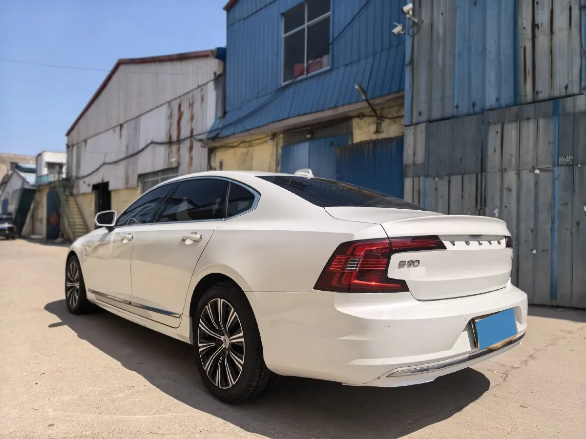 2020 Volvo S90 PHEV 2.0T 303HP L4 8AT PHEV 11.6KWH,autocango,china used car exporter,china ev exporter,chinese used car exporter,chinese used ev exporter