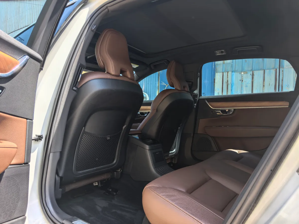 2020 Volvo S90 PHEV 2.0T 303HP L4 8AT PHEV 11.6KWH,autocango,china used car exporter,china ev exporter,chinese used car exporter,chinese used ev exporter