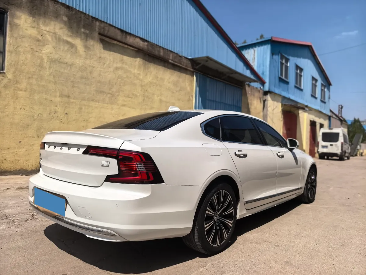 2020 Volvo S90 PHEV 2.0T 303HP L4 8AT PHEV 11.6KWH,autocango,china used car exporter,china ev exporter,chinese used car exporter,chinese used ev exporter