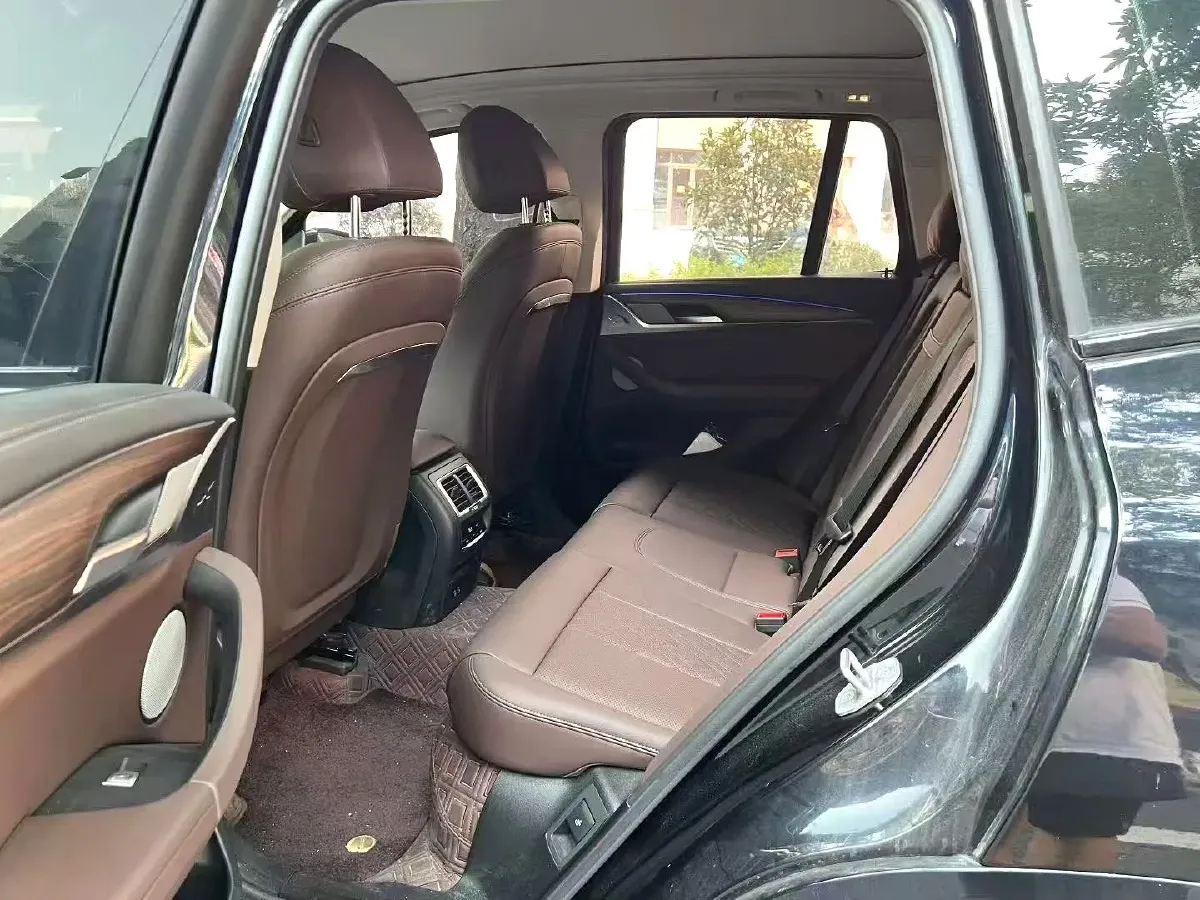 2023 BMW X3 2.0T 245HP L4 8AT,autocango,china used car exporter,china ev exporter,chinese used car exporter,chinese used ev exporter