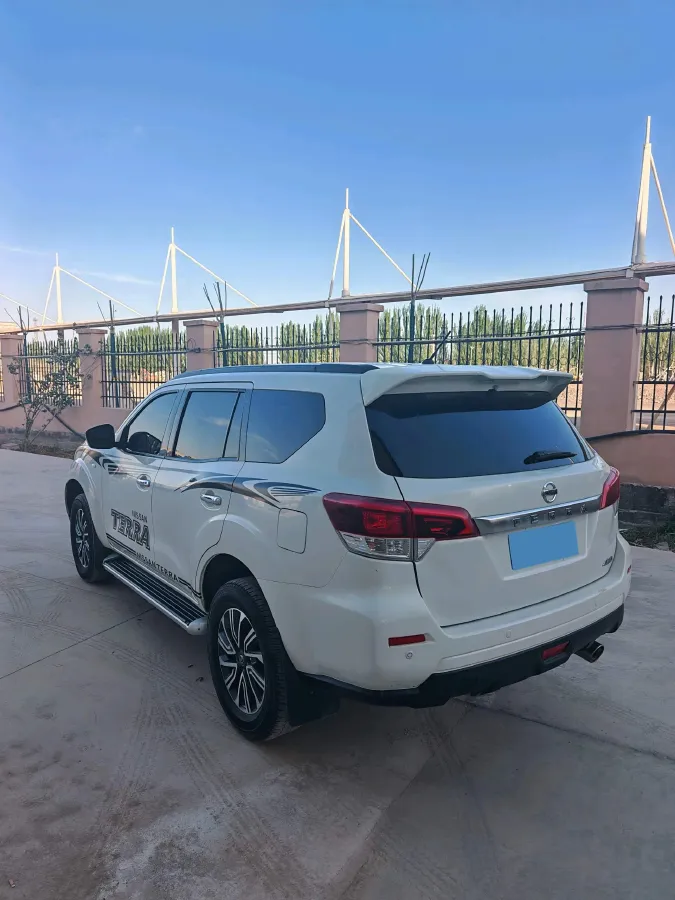 2020 Nissan Terra 2.5L 193HP L4 7AT,autocango,china used car exporter,china ev exporter,chinese used car exporter,chinese used ev exporter