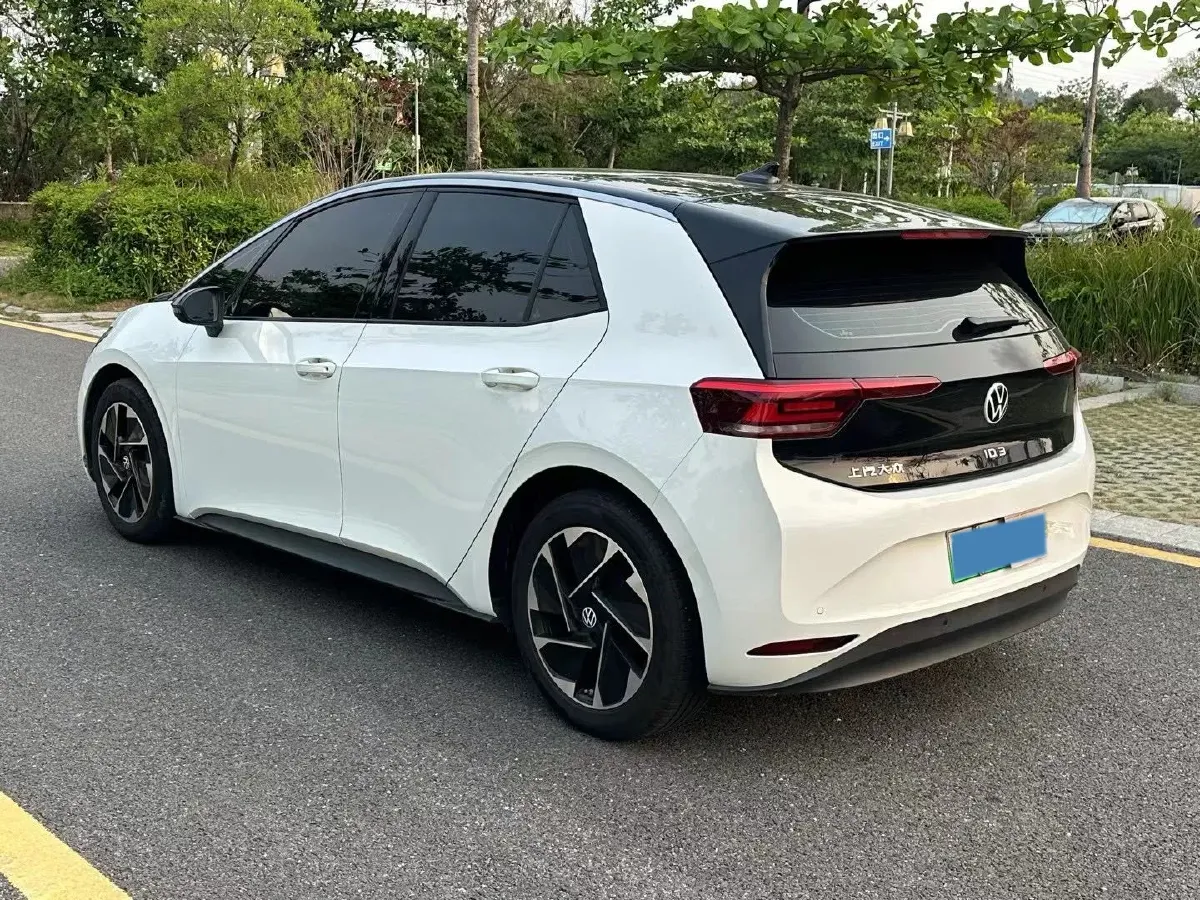2025 Volkswagen ID.3 BEV 52.8KWH,autocango,china used car exporter,china ev exporter,chinese used car exporter,chinese used ev exporter