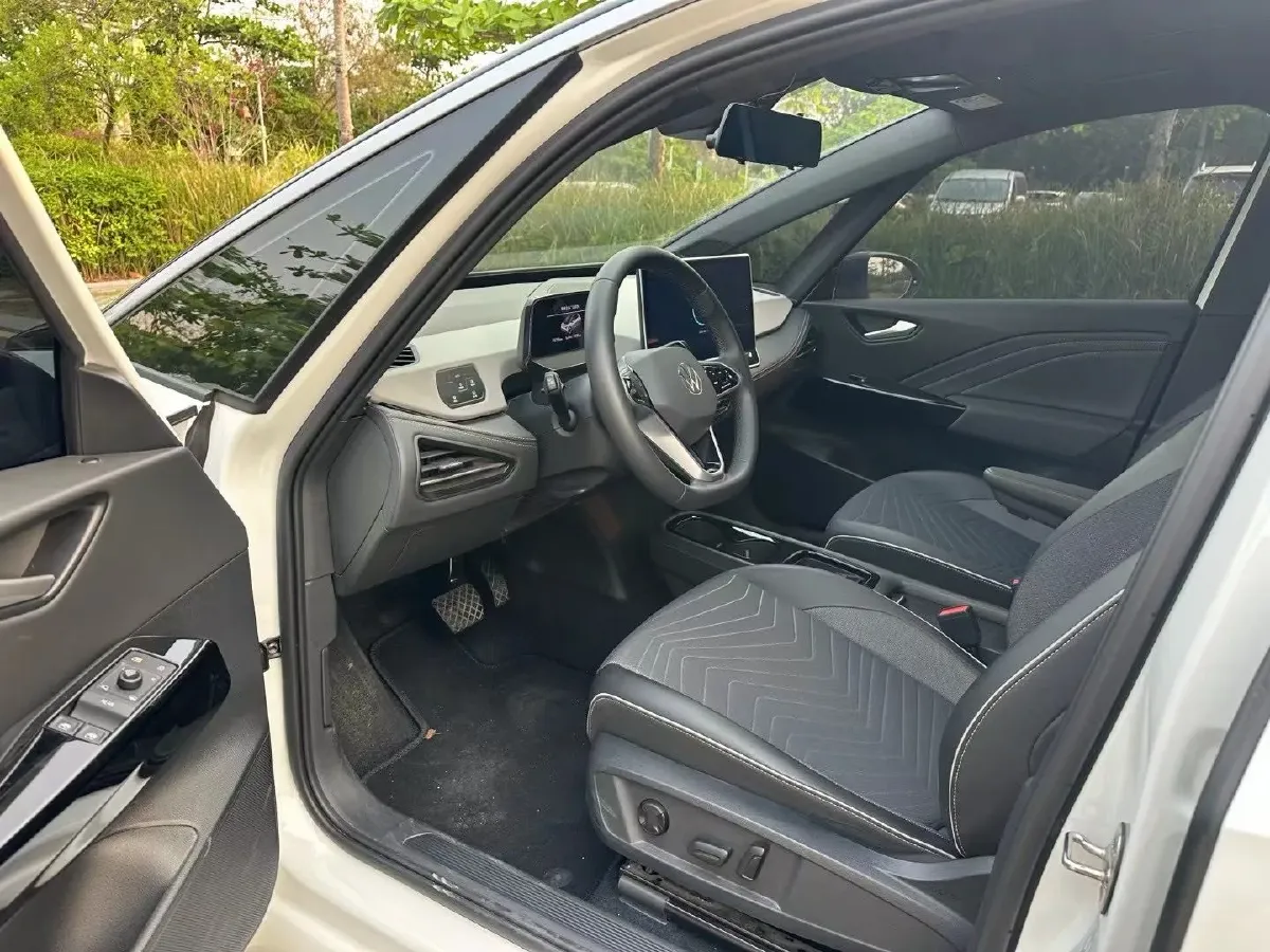 2025 Volkswagen ID.3 BEV 52.8KWH,autocango,china used car exporter,china ev exporter,chinese used car exporter,chinese used ev exporter