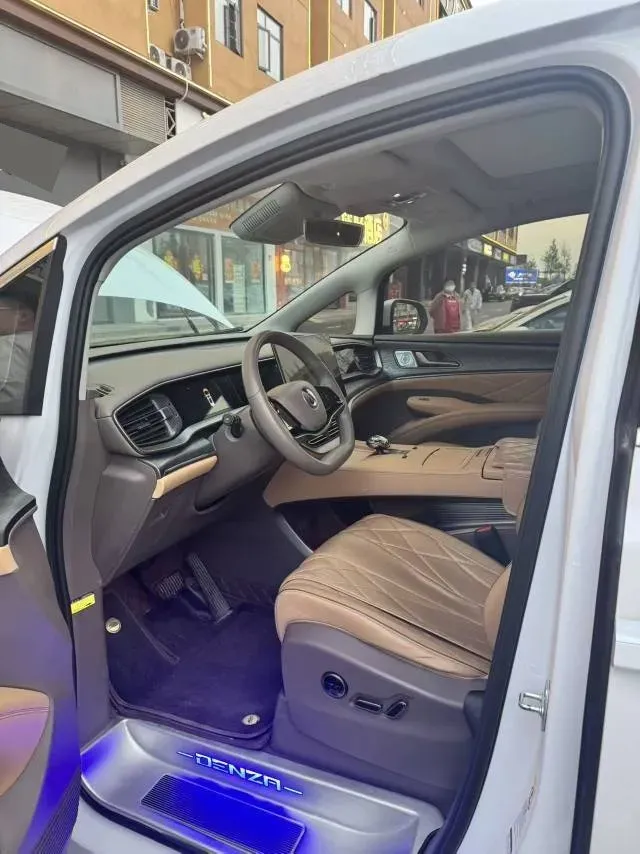 2022 HongQi HS7 3.0T 337HP V6 8AT,autocango,china used car exporter,china ev exporter,chinese used car exporter,chinese used ev exporter