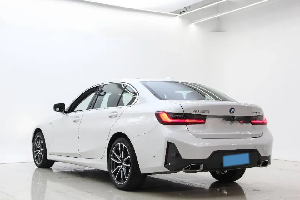 2024 BMW 3 Series 2.0T 184HP L4 8AT,autocango,china used car exporter,china ev exporter,chinese used car exporter,chinese used ev exporter