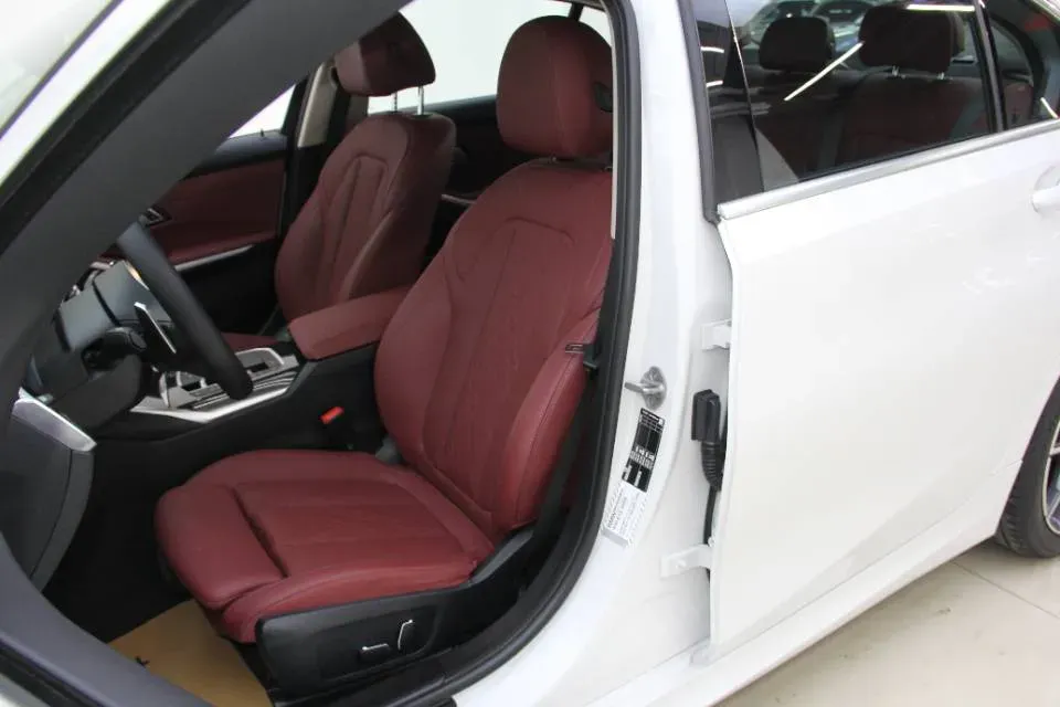 2024 BMW 3 Series 2.0T 184HP L4 8AT,autocango,china used car exporter,china ev exporter,chinese used car exporter,chinese used ev exporter