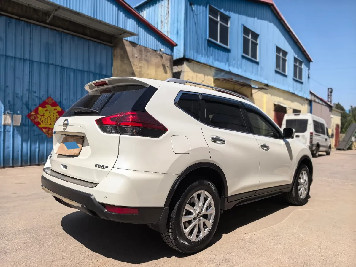 2023 Nissan X-Trail 2.0L 151HP L4 CVT,autocango,china used car exporter,china ev exporter,chinese used car exporter,chinese used ev exporter