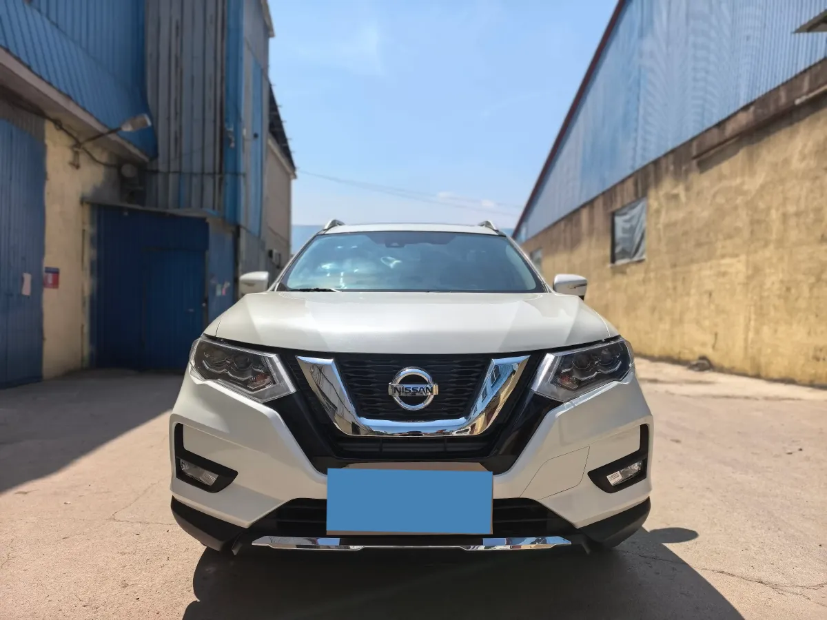 2023 Nissan X-Trail 2.0L 151HP L4 CVT,autocango,china used car exporter,china ev exporter,chinese used car exporter,chinese used ev exporter