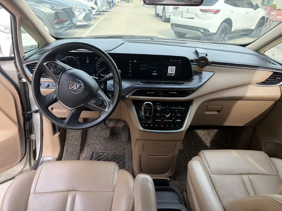 2021 Buick GL8 2.0T 237HP L4 9AT,autocango,china used car exporter,china ev exporter,chinese used car exporter,chinese used ev exporter