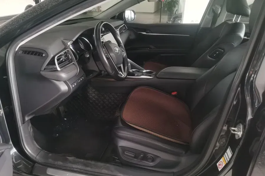 2018 Toyota Camry 2.5L 209HP L4 8AT,autocango,china used car exporter,china ev exporter,chinese used car exporter,chinese used ev exporter