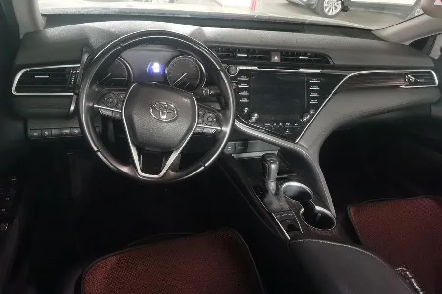 2018 Toyota Camry 2.5L 209HP L4 8AT,autocango,china used car exporter,china ev exporter,chinese used car exporter,chinese used ev exporter