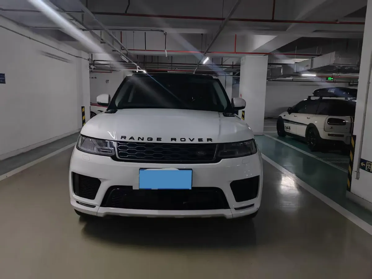2018 Land Rover Range Rover Sport 3.0T 340HP V6 8AT,autocango,china used car exporter,china ev exporter,chinese used car exporter,chinese used ev exporter
