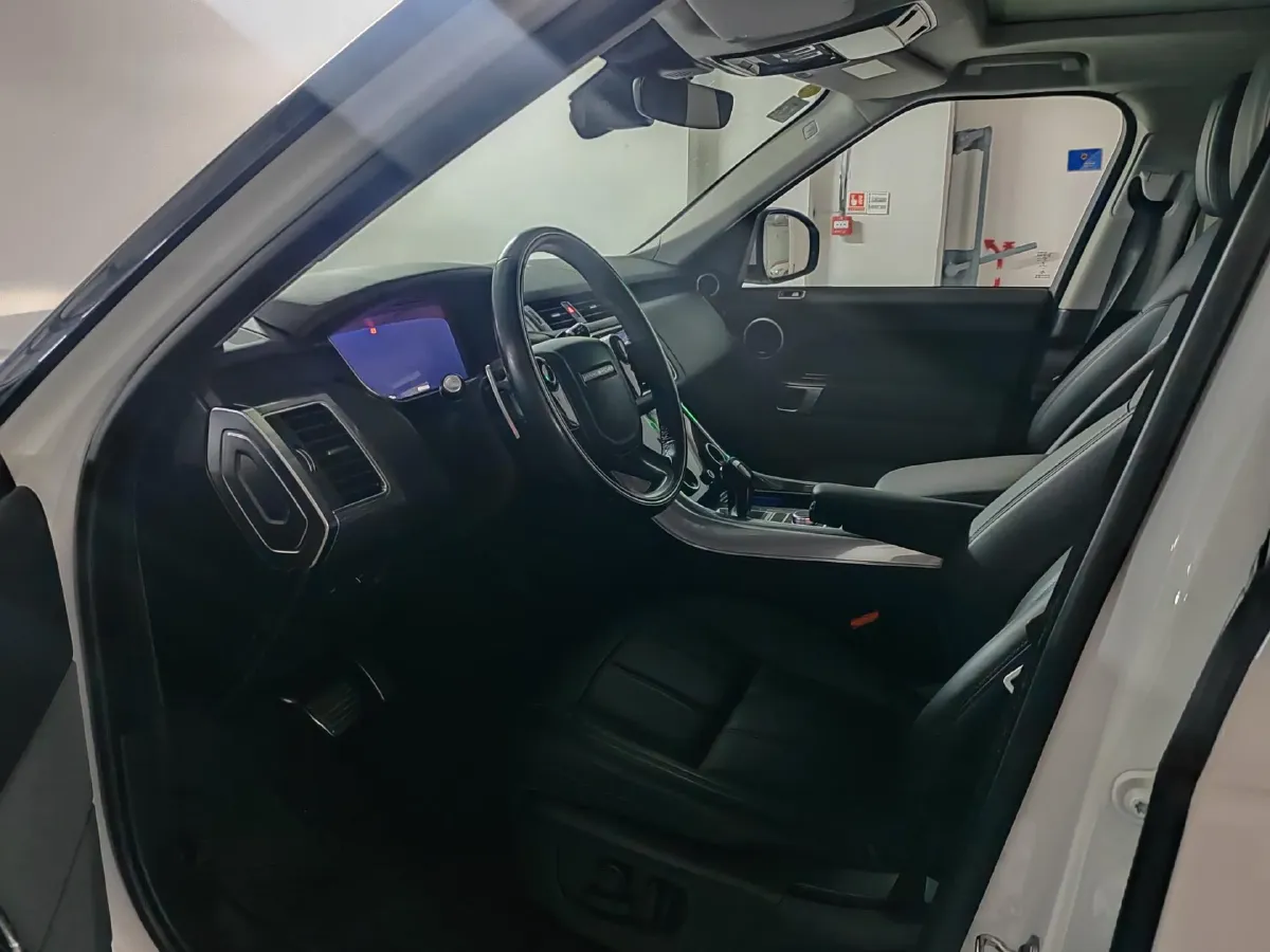 2018 Land Rover Range Rover Sport 3.0T 340HP V6 8AT,autocango,china used car exporter,china ev exporter,chinese used car exporter,chinese used ev exporter