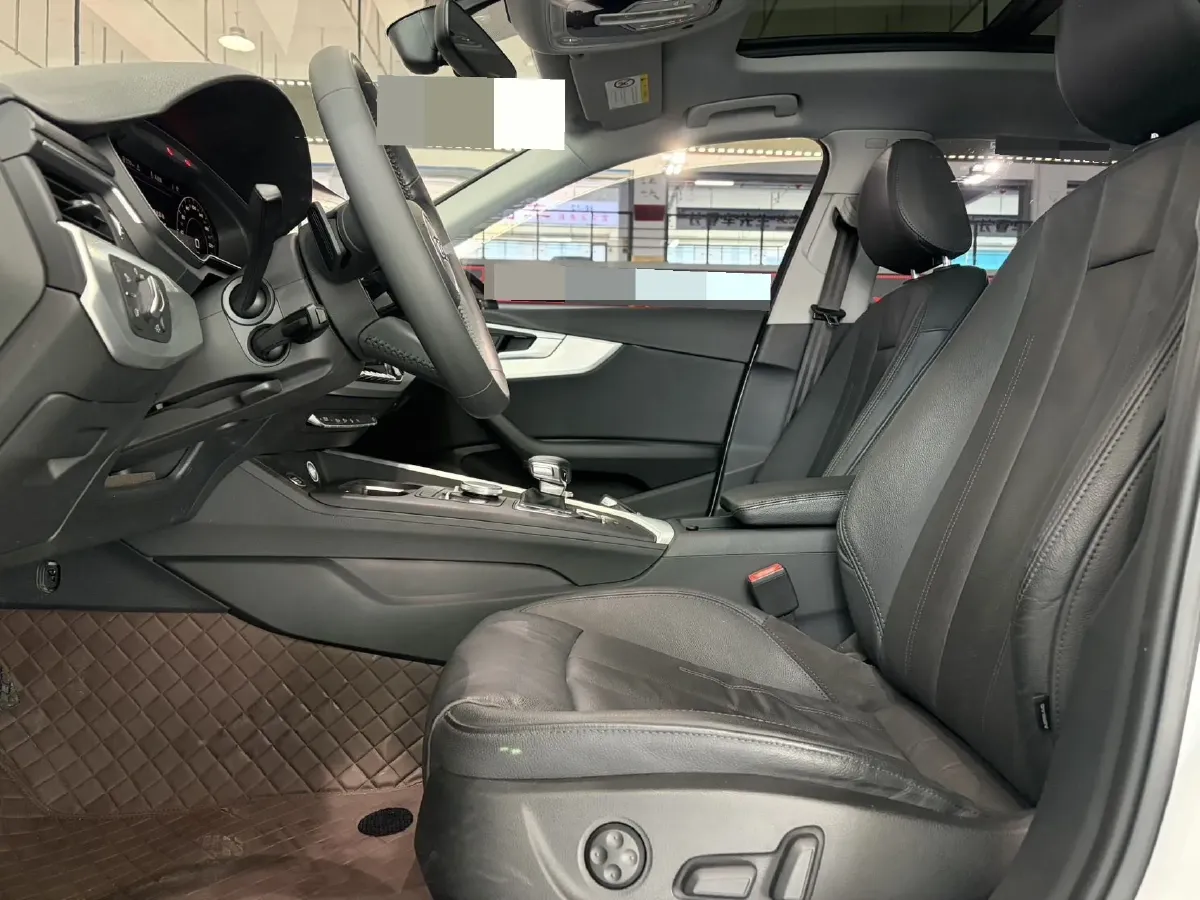 2019 Audi A4L 2.0T 190HP L4 7DCT,autocango,china used car exporter,china ev exporter,chinese used car exporter,chinese used ev exporter