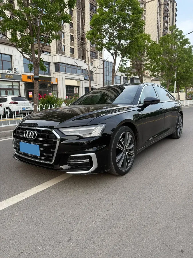 2020 Audi A6L 2.0T 224HP L4 7DCT,autocango,china used car exporter,china ev exporter,chinese used car exporter,chinese used ev exporter