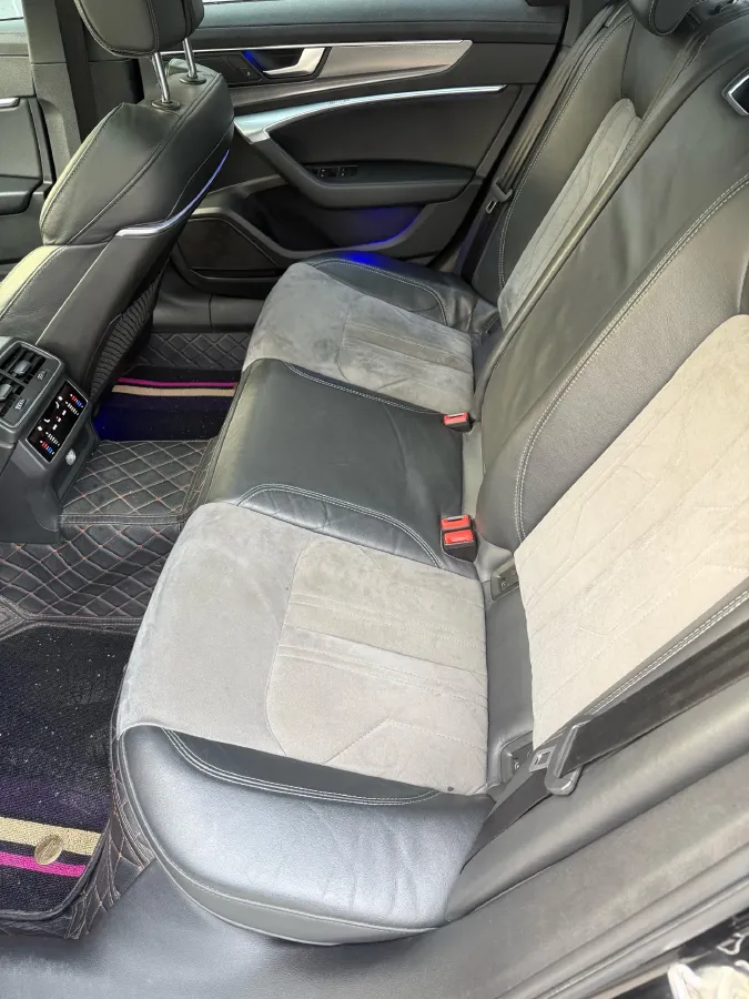 2020 Audi A6L 2.0T 224HP L4 7DCT,autocango,china used car exporter,china ev exporter,chinese used car exporter,chinese used ev exporter