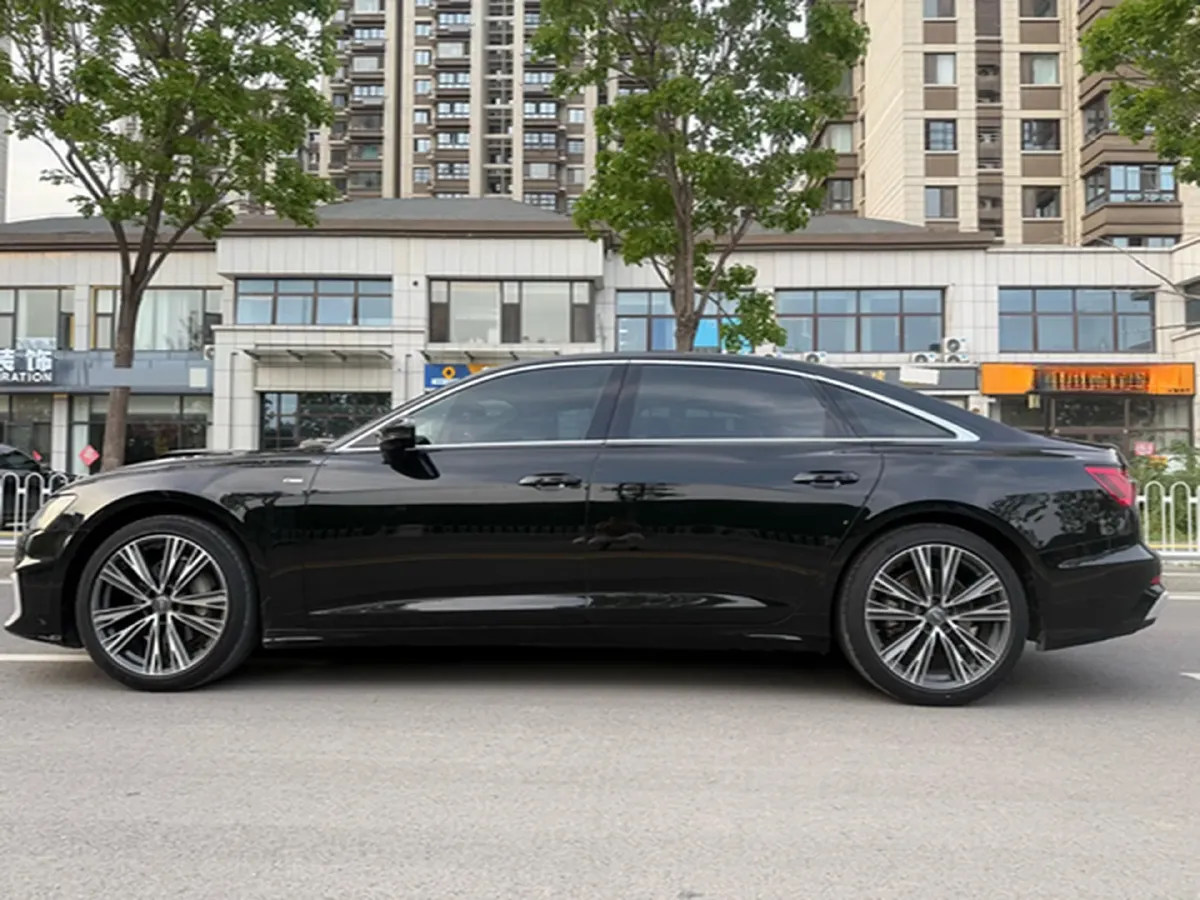 2020 Audi A6L 2.0T 224HP L4 7DCT,autocango,china used car exporter,china ev exporter,chinese used car exporter,chinese used ev exporter